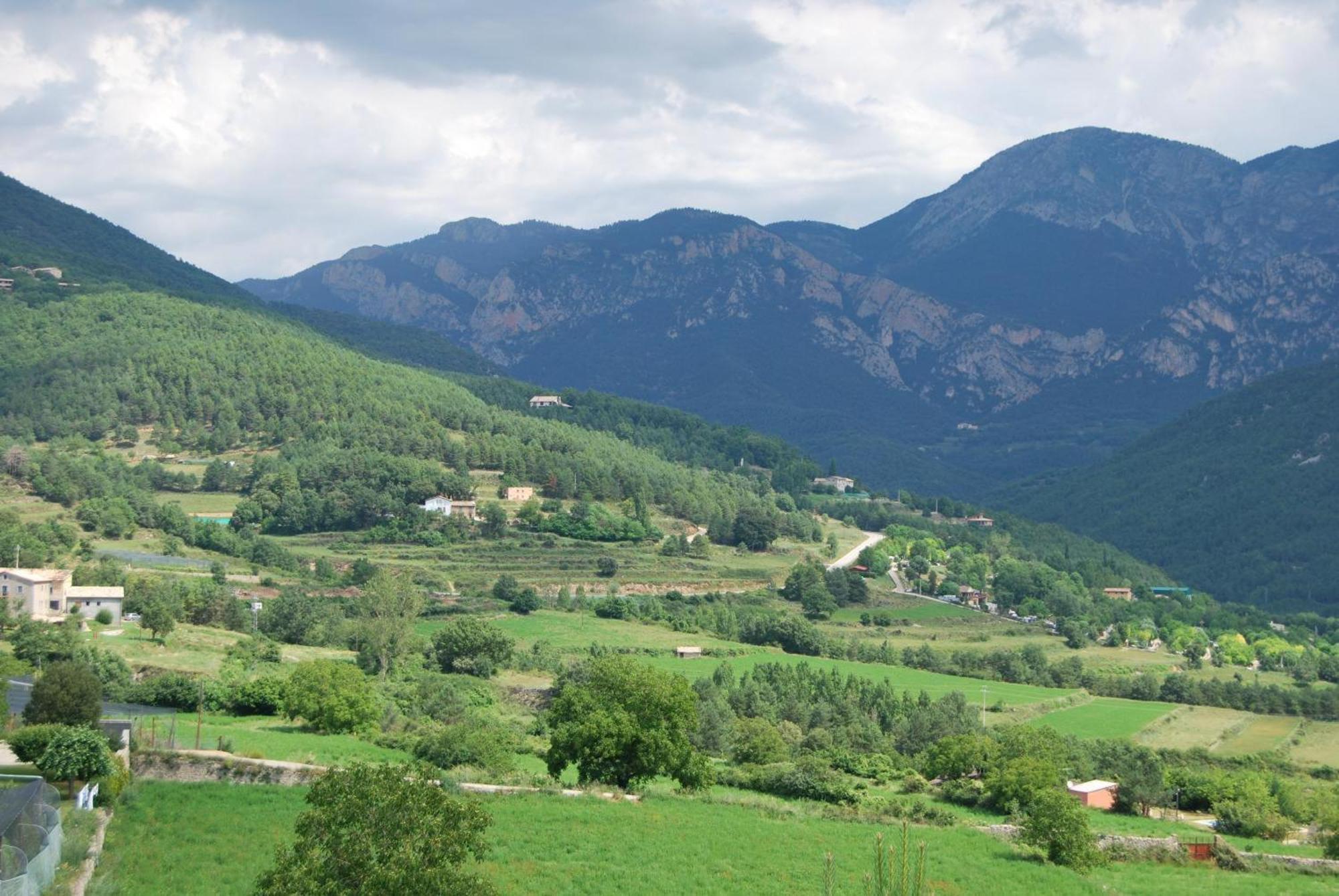 El Vall San Lorenzo de Morunys Exteriör bild