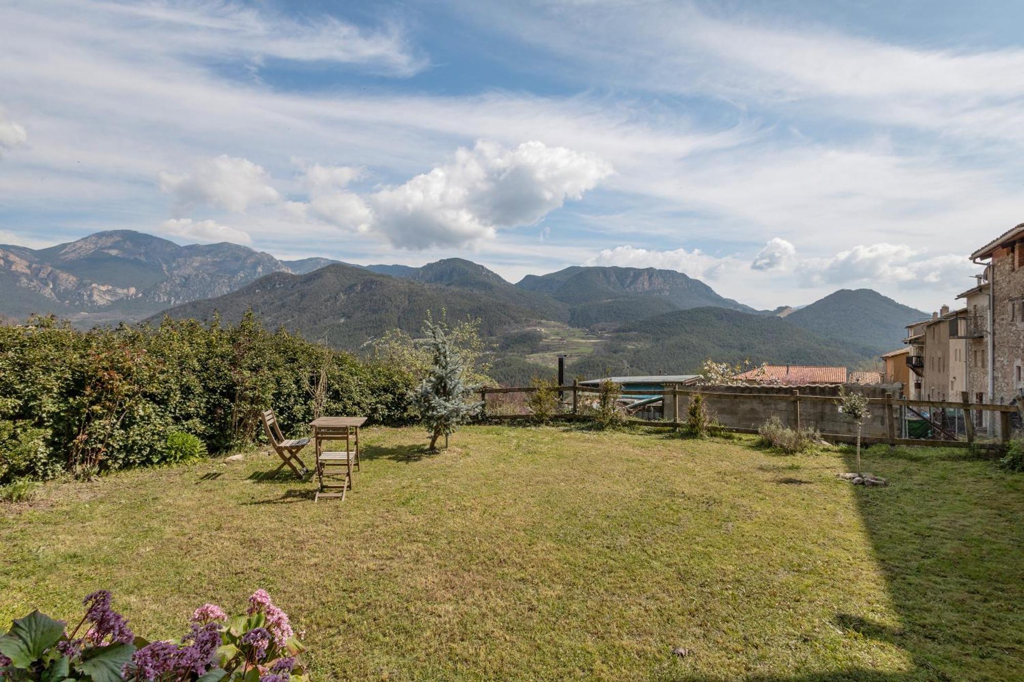 El Vall San Lorenzo de Morunys Exteriör bild